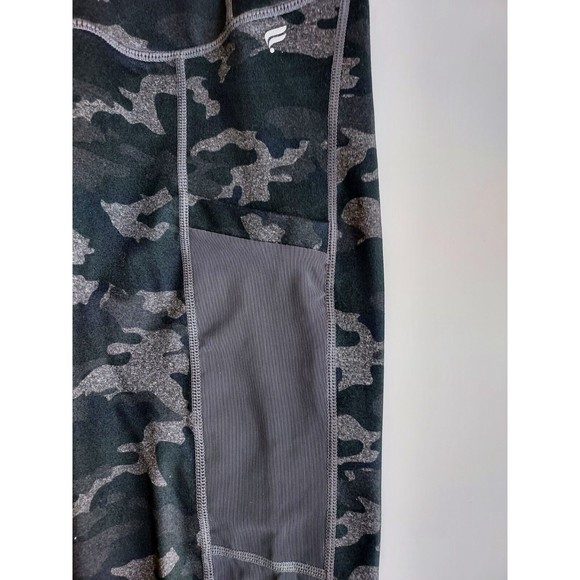 Fabletics Mid-Rise Gray Camouflage Powerhold Leggings W/Pockets Ladies Size S - Picture 8 of 9